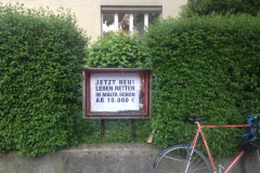 Tobias Berndt, Schaukasten, Hardstrasse Zürich, dezernat.ch